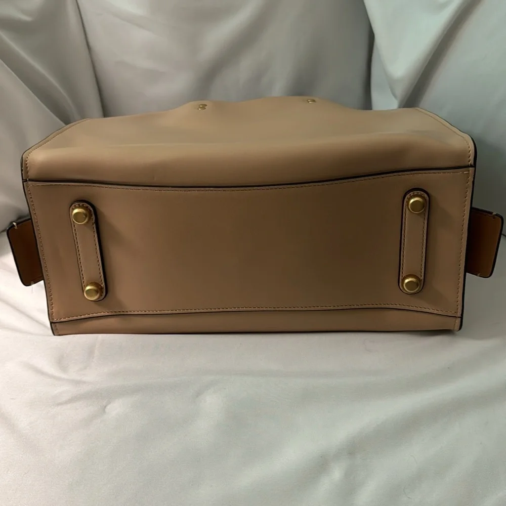 Coach Rogue in Colorblock - Picture 4 of 9